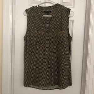 Banana Republic Patterned Sleeveless Blouse